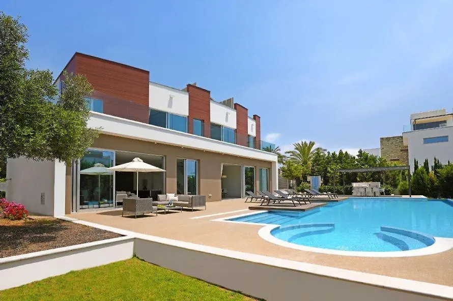 Royal Oasis Villa Ayia Napa