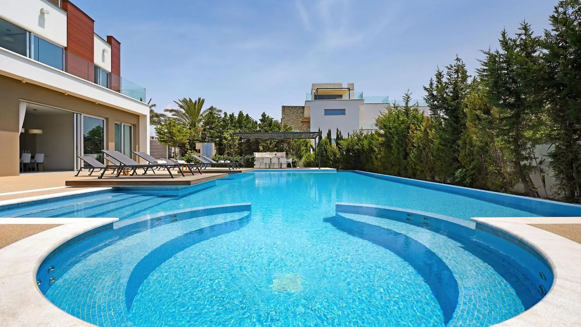 Royal Oasis Villa Ayia Napa 0*,